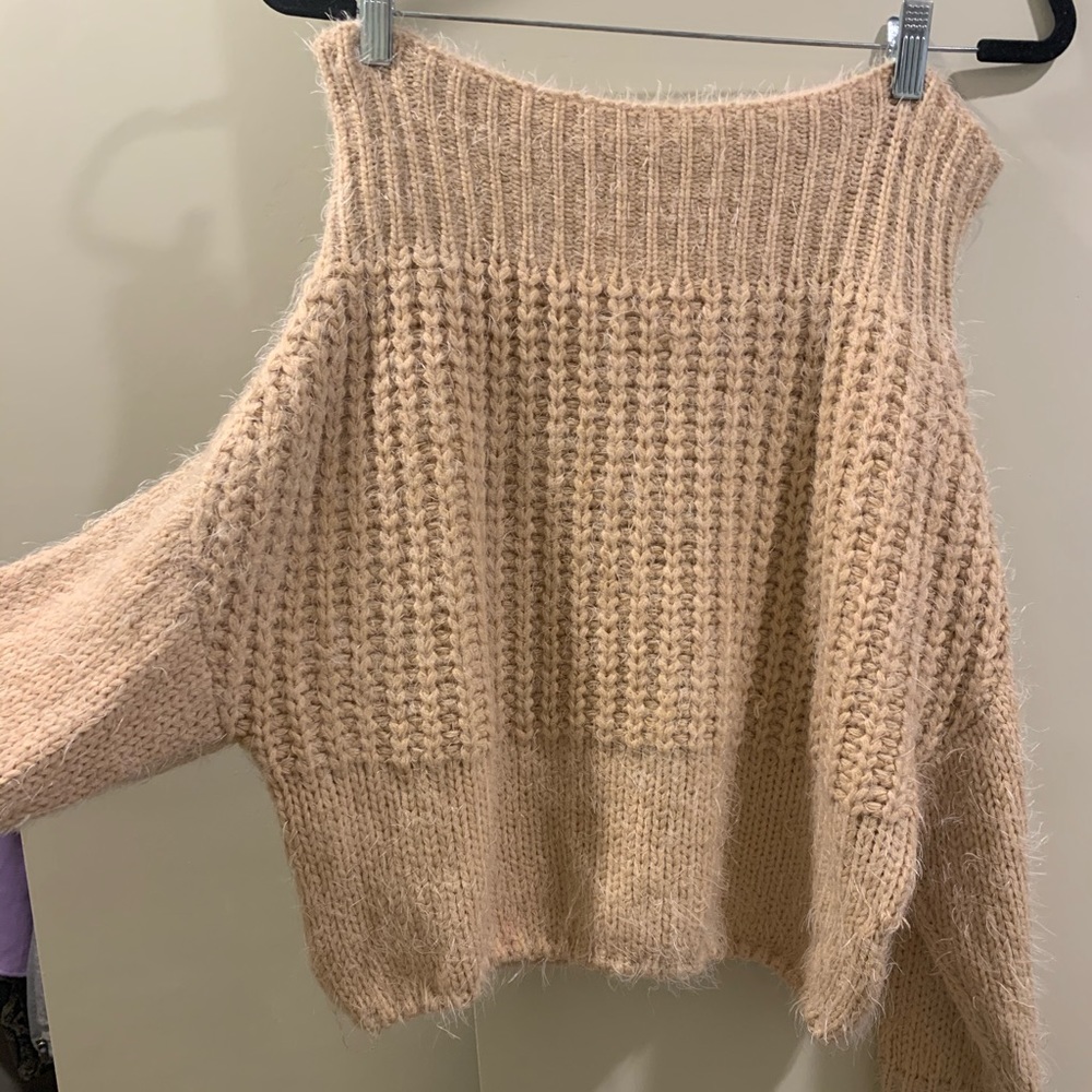 Off the shoulder sweater!